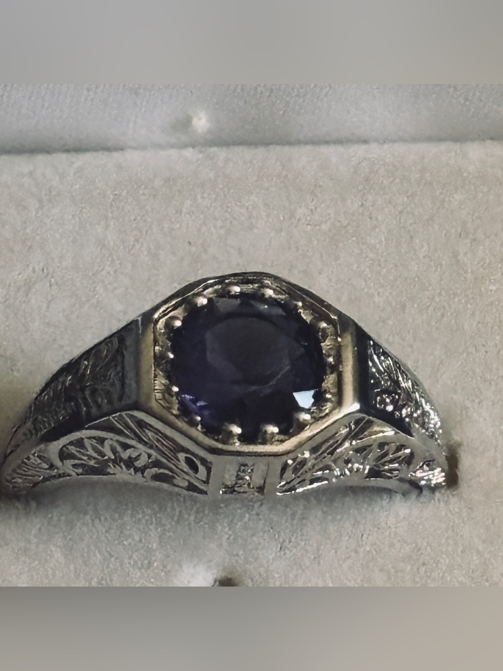 Vintage-Inspired Men’s Silver Ring with Blue Center Stone size 10